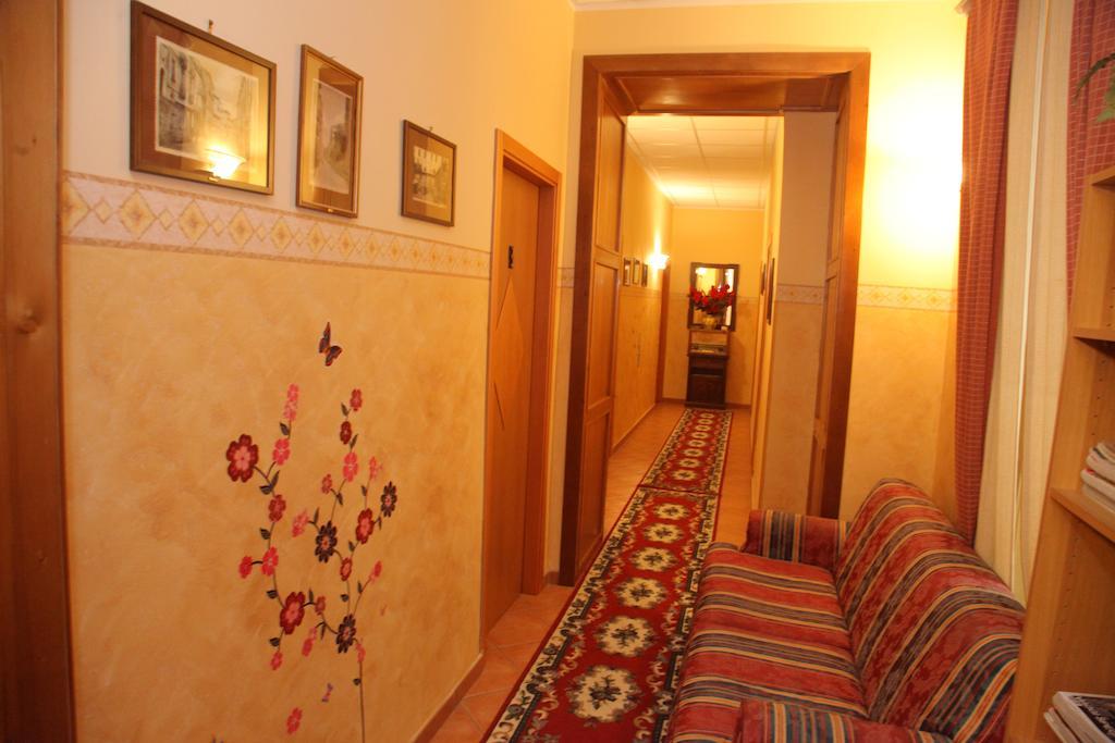 B&B Rinascente Paola Εξωτερικό φωτογραφία